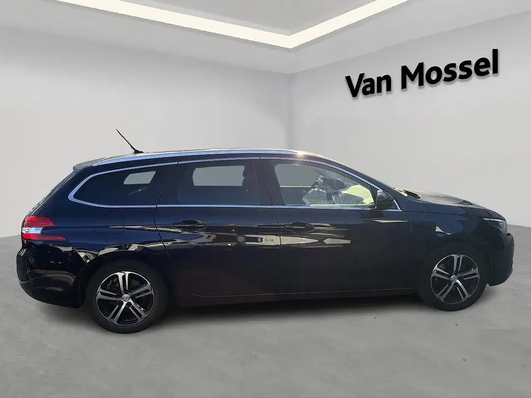 Peugeot 308 - Thumbnail 5