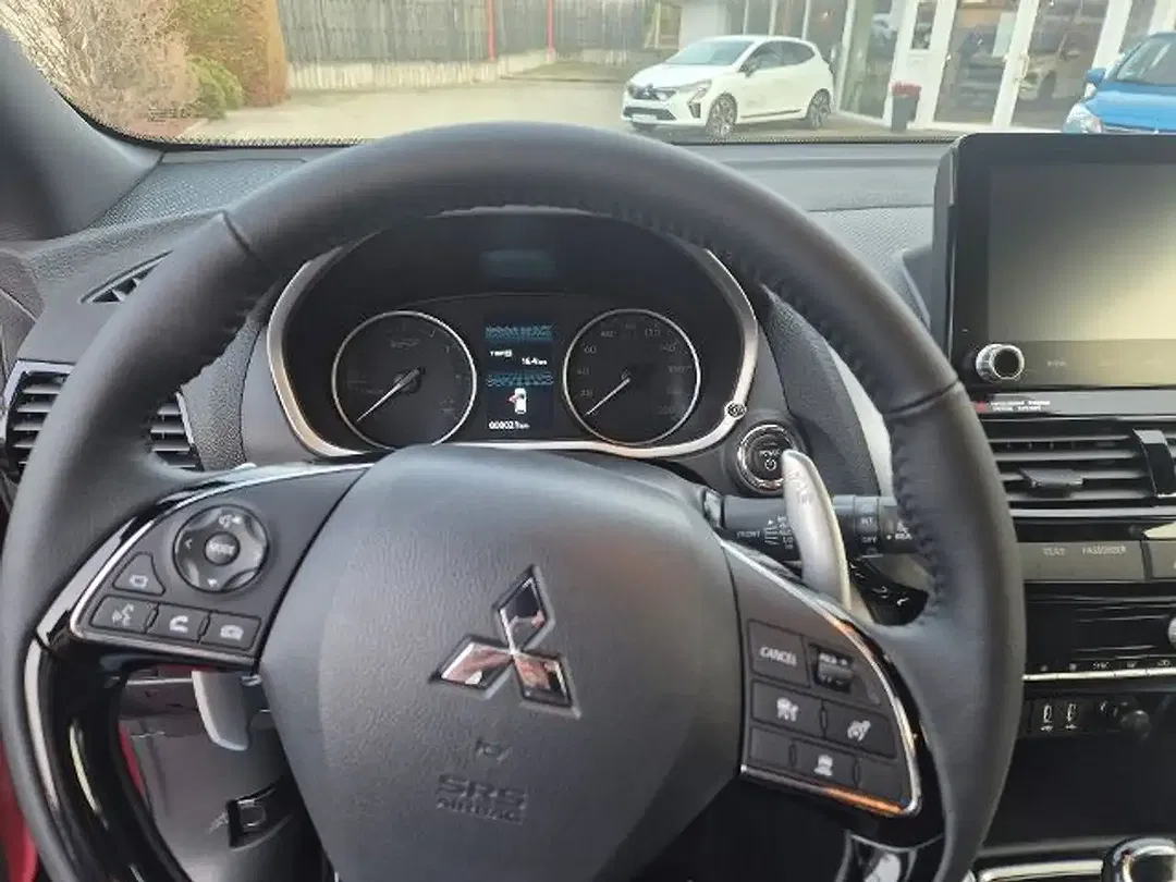 Mitsubishi Eclipse Cross - Thumbnail 17