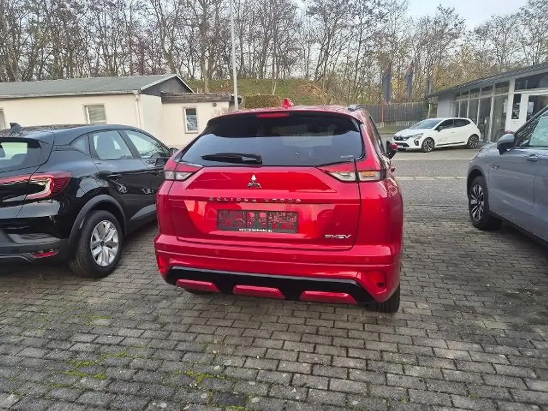 Mitsubishi Eclipse Cross - Thumbnail 5