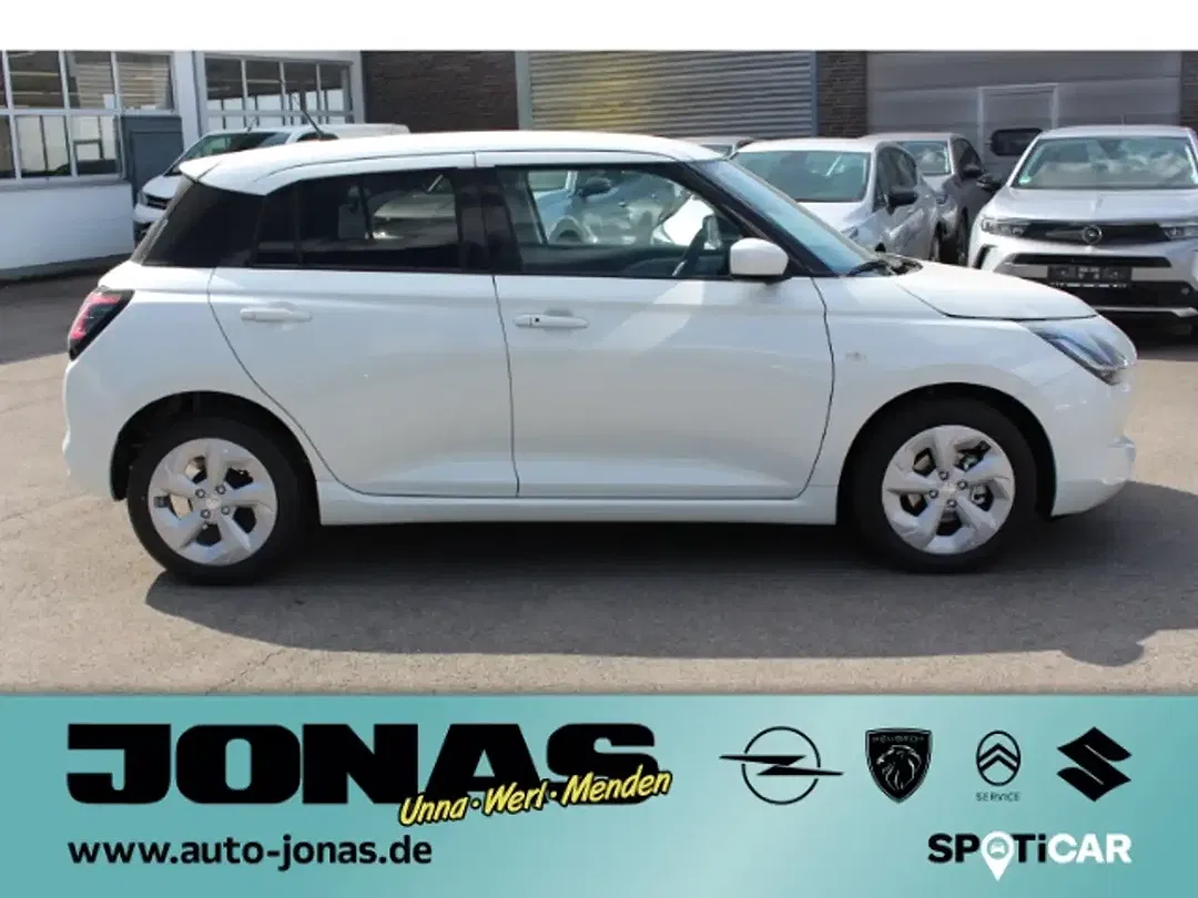 Suzuki Swift - Thumbnail 5