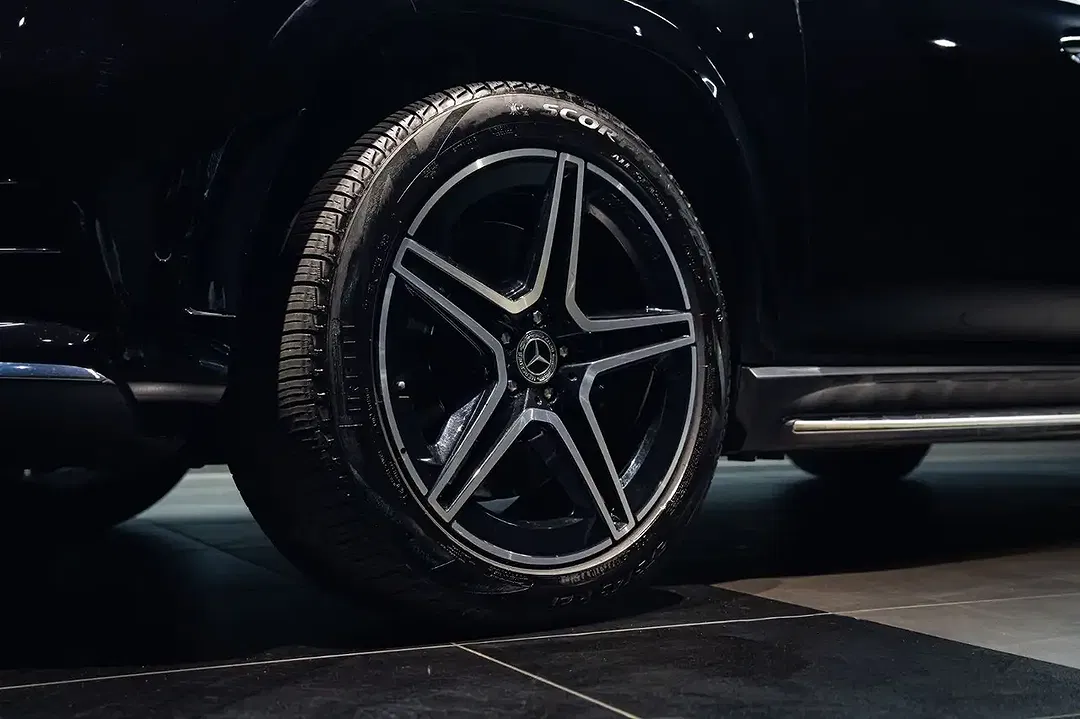 Mercedes-Benz GLS 580 - Thumbnail 5
