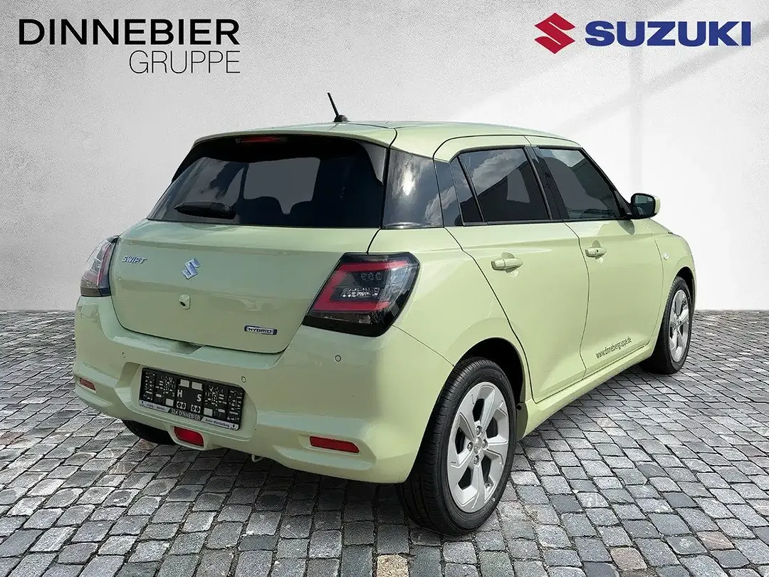 Suzuki Swift - Thumbnail 4