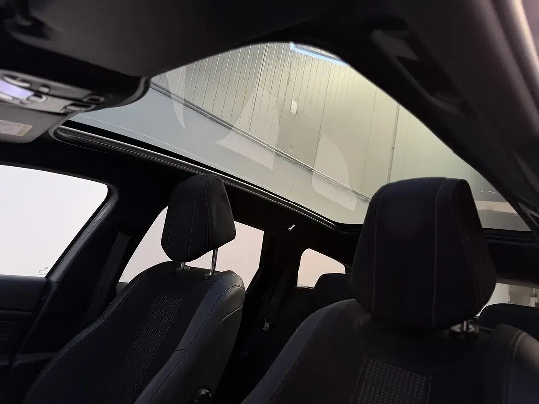 Peugeot 308 - Thumbnail 24