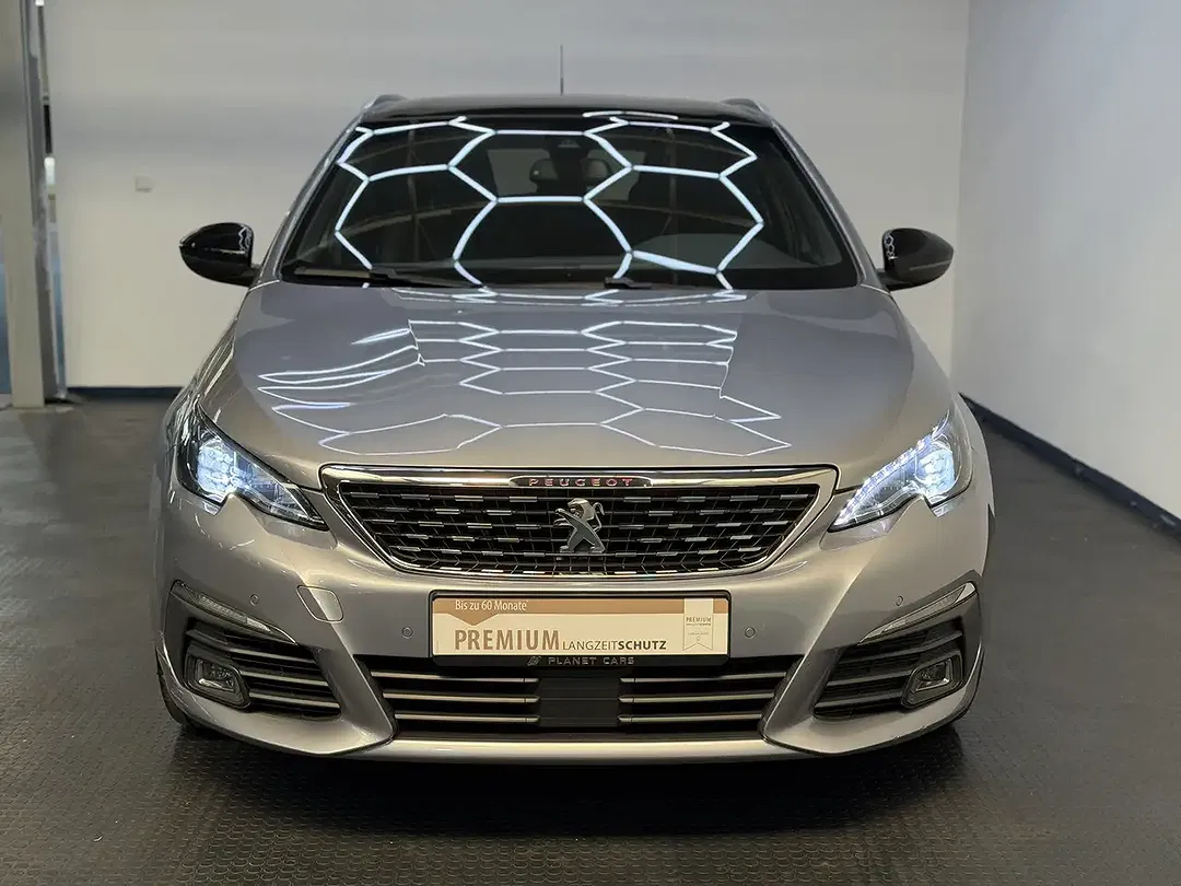 Peugeot 308 - Thumbnail 3