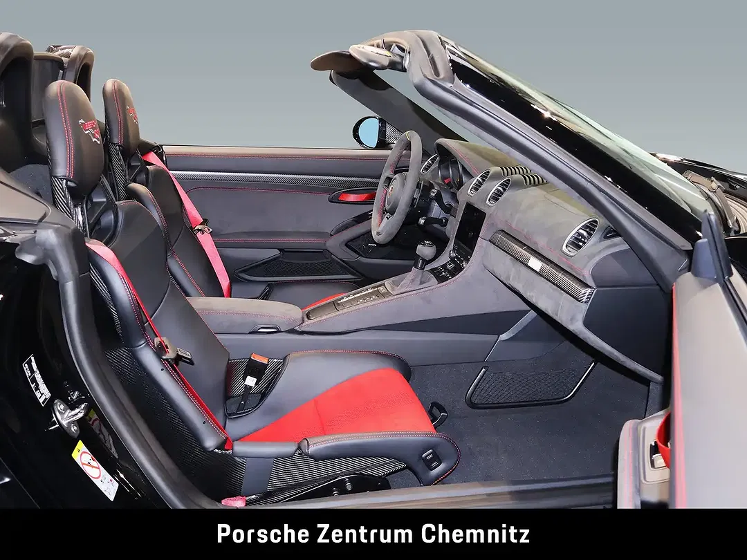 Porsche 718 Spyder - Thumbnail 13
