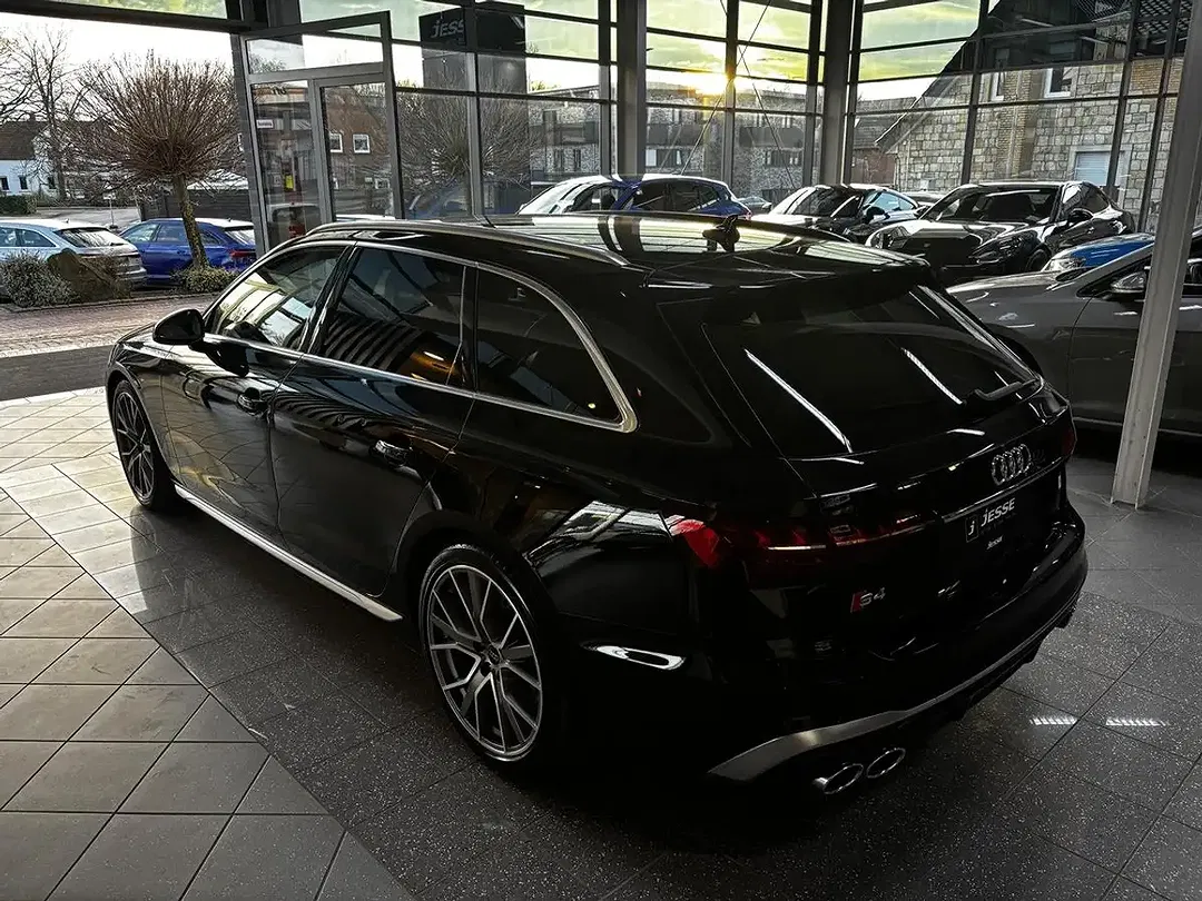 Audi S4 - Thumbnail 7