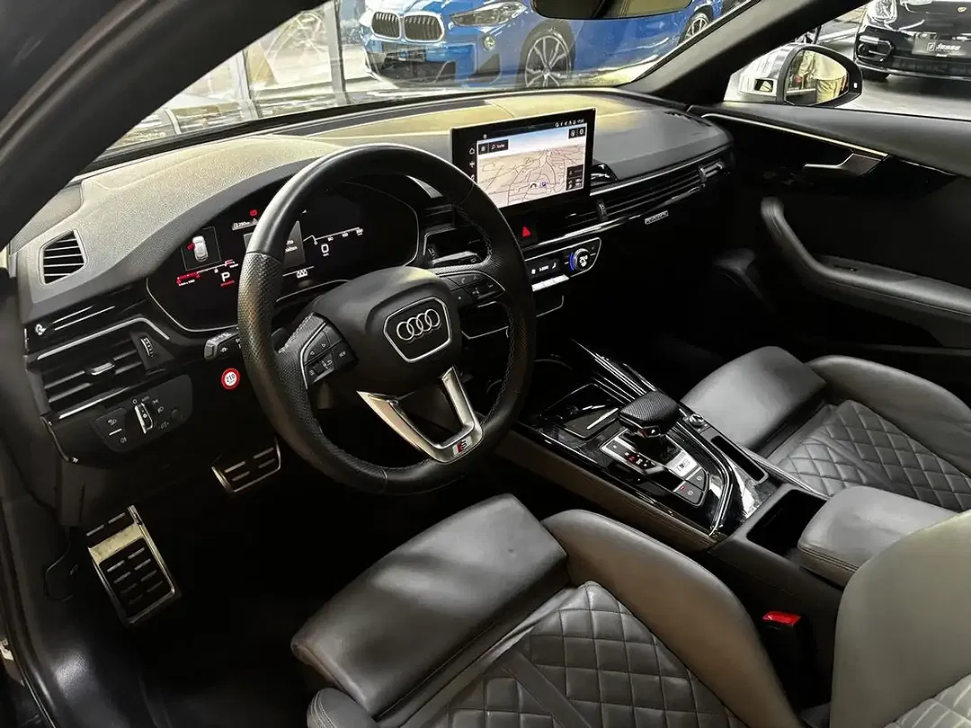 Audi S4 - Thumbnail 9