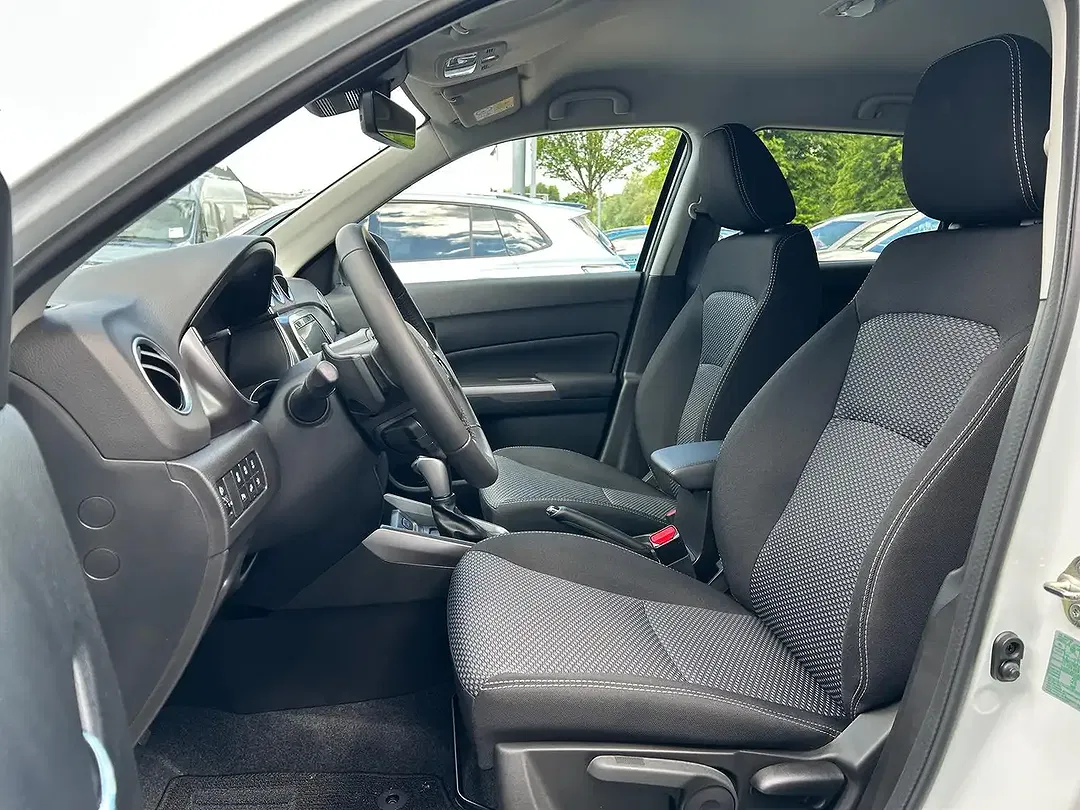 Suzuki Vitara - Thumbnail 8