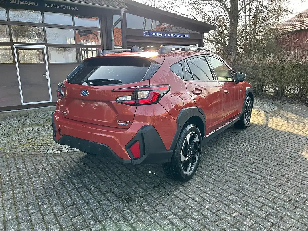 Subaru Crosstrek - Thumbnail 5