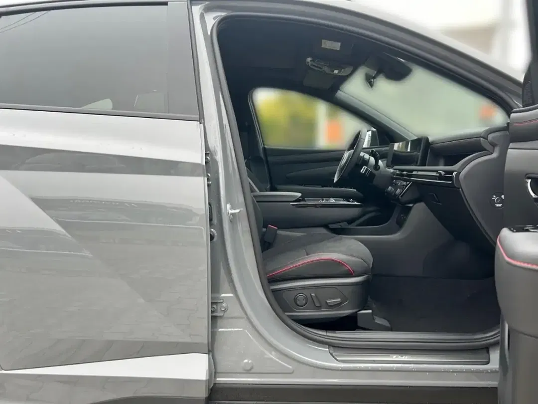 Hyundai TUCSON - Thumbnail 14
