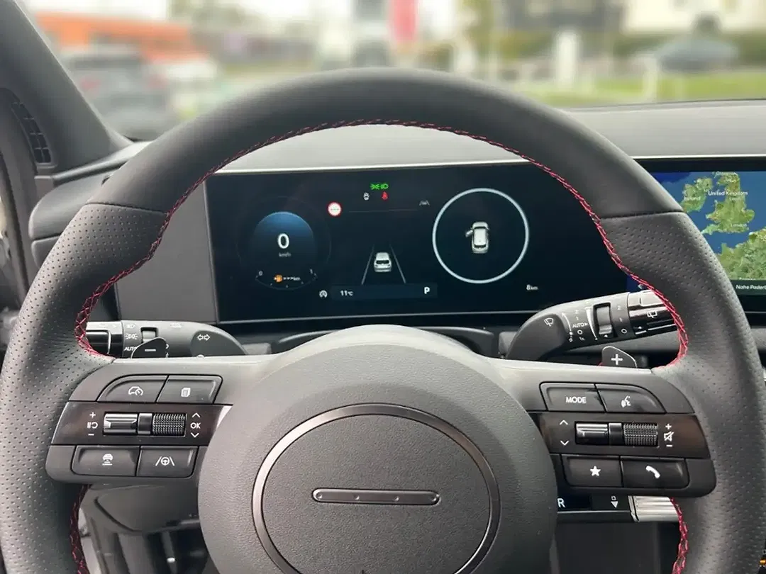 Hyundai TUCSON - Thumbnail 8