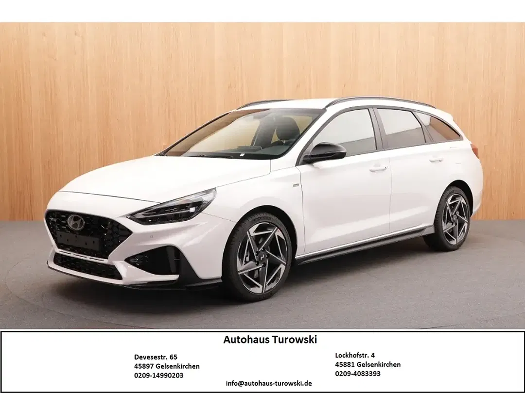 Hyundai i30 - Thumbnail 1