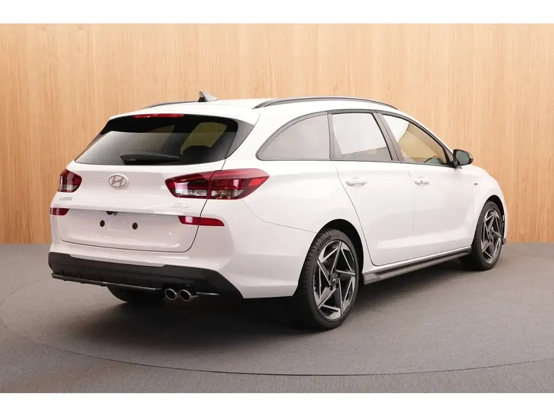 Hyundai i30 - Thumbnail 3