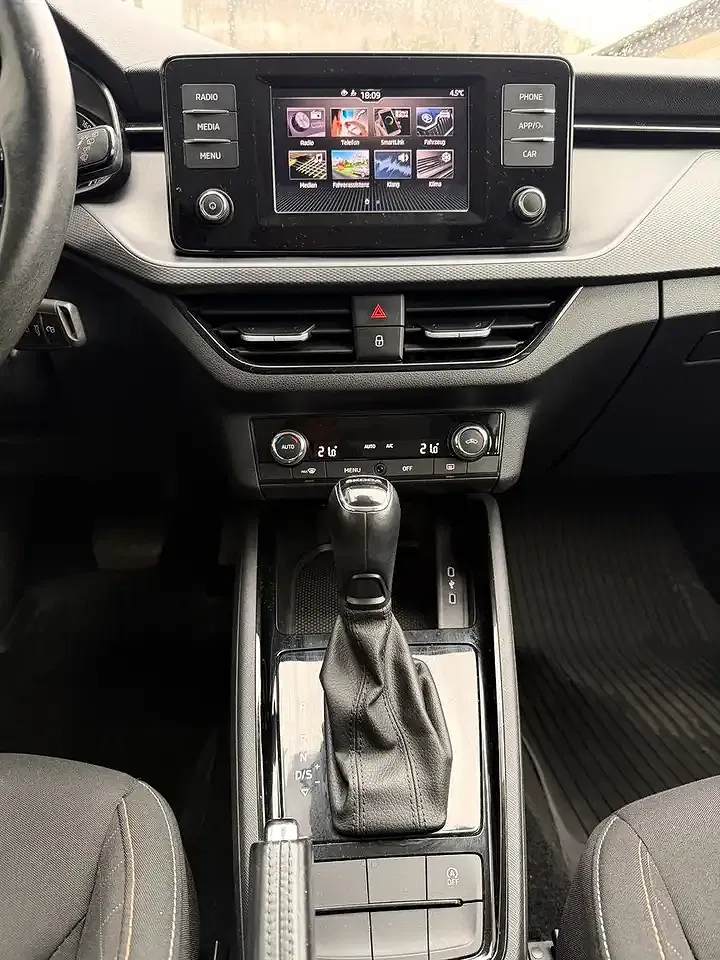 Skoda Scala - Thumbnail 10