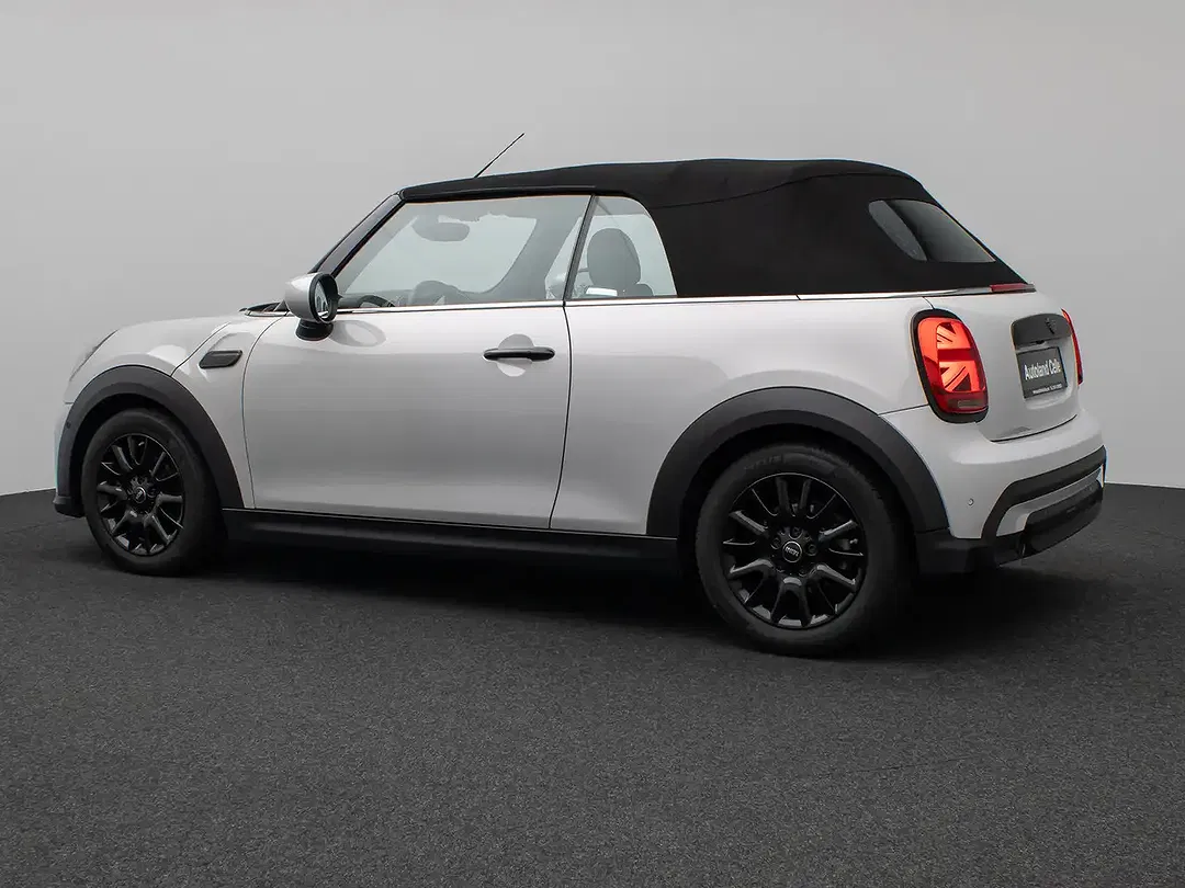 MINI One Cabrio - Thumbnail 9