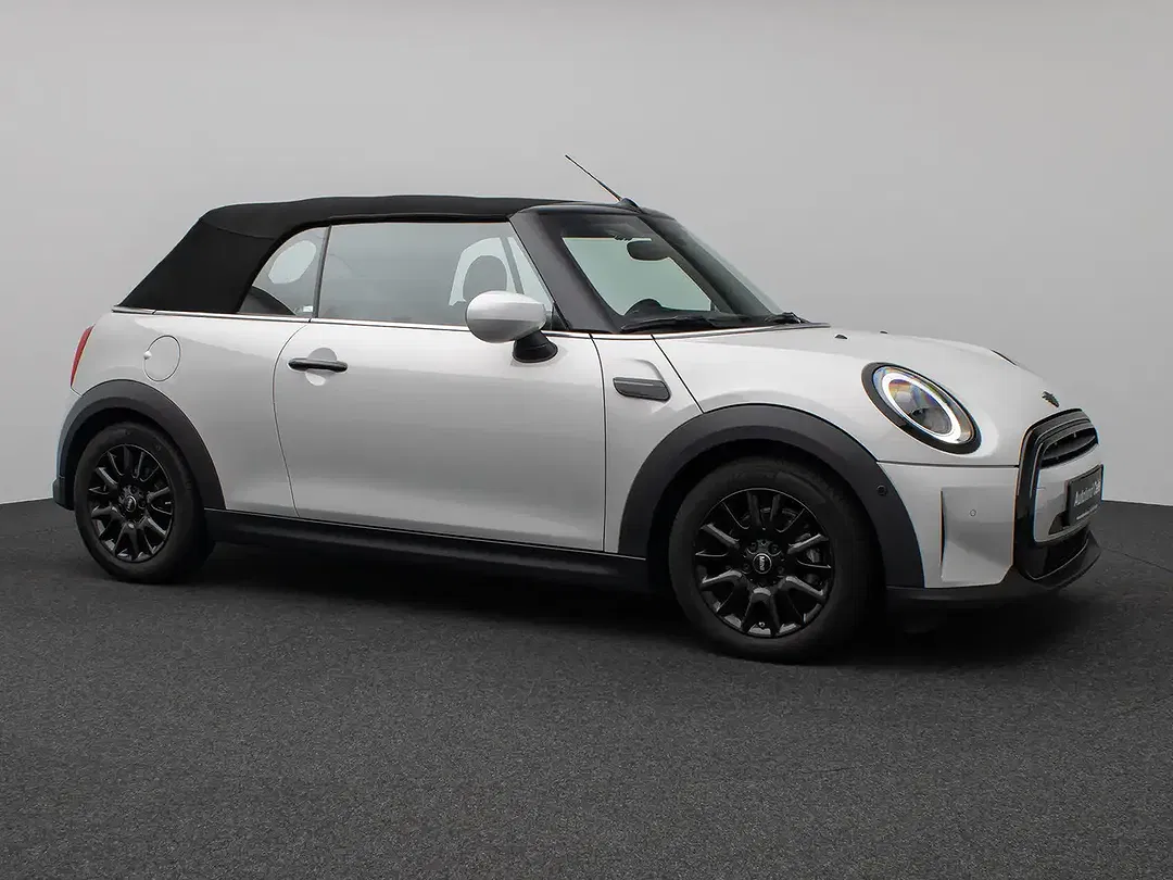MINI One Cabrio - Thumbnail 3