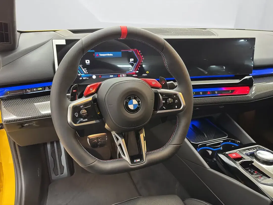 BMW M5 - Thumbnail 14
