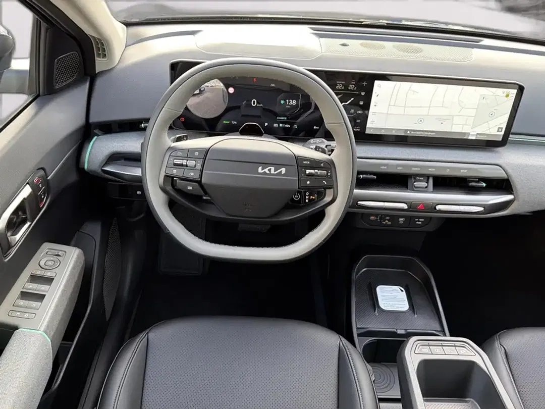Kia EV4 - Thumbnail 10