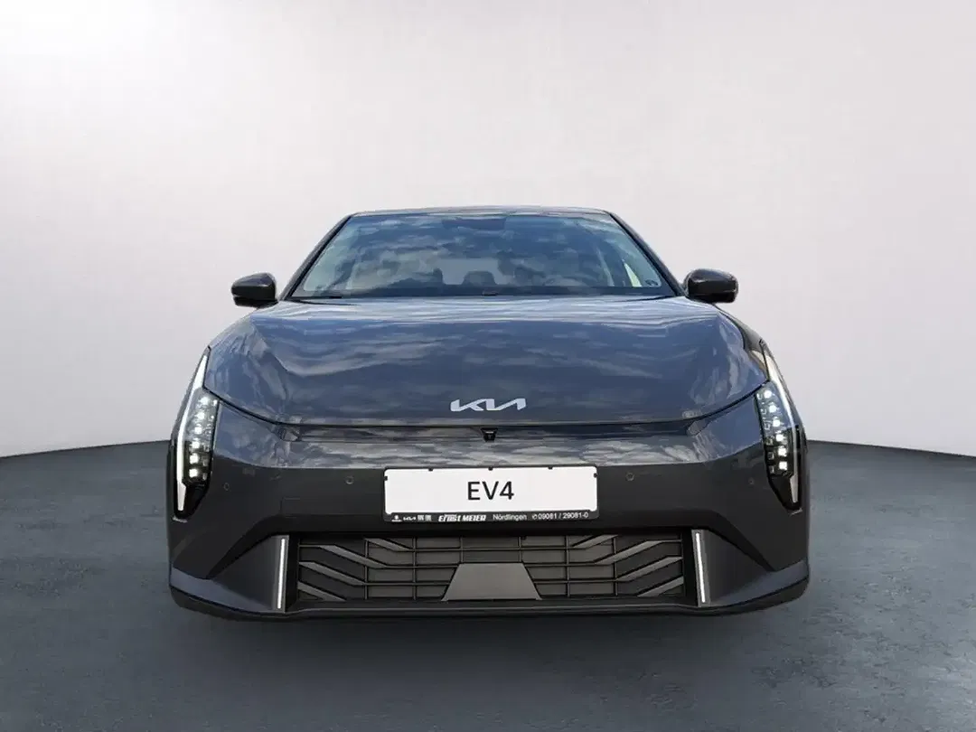 Kia EV4 - Thumbnail 8