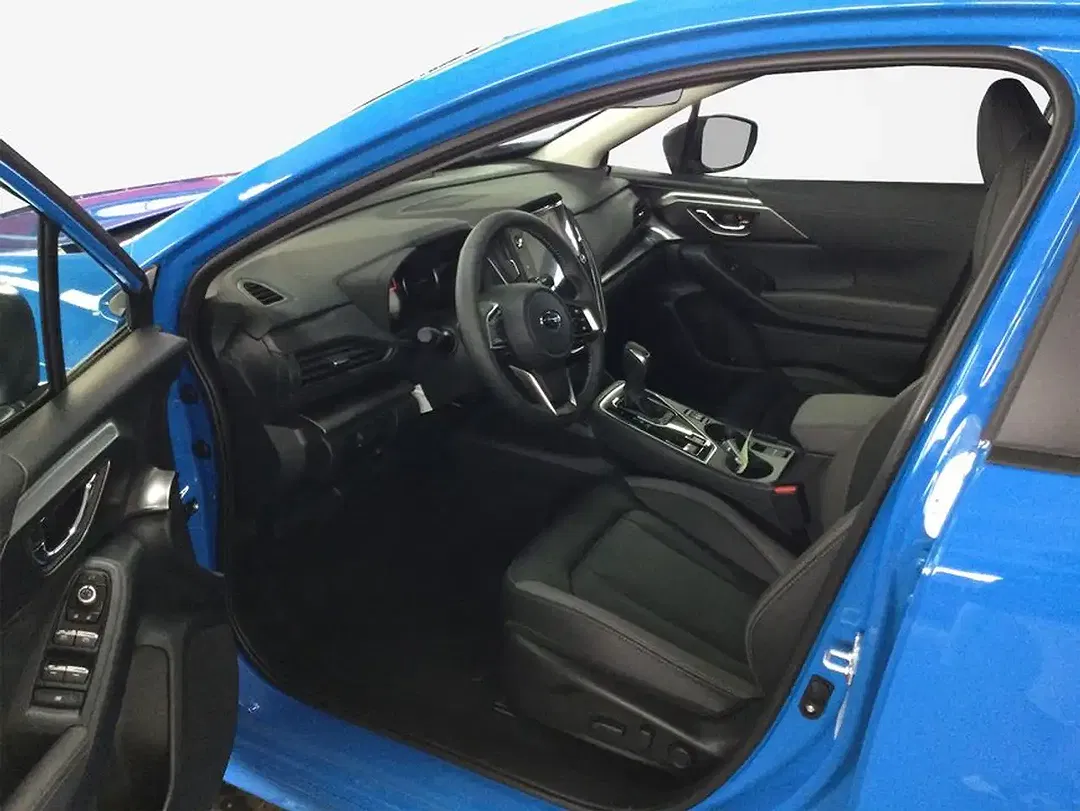 Subaru Impreza - Thumbnail 5