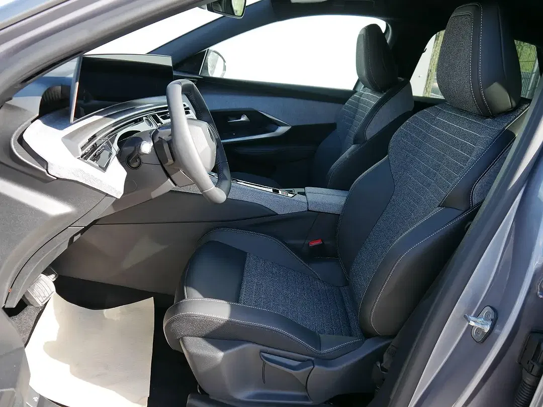 Peugeot 3008 - Thumbnail 9