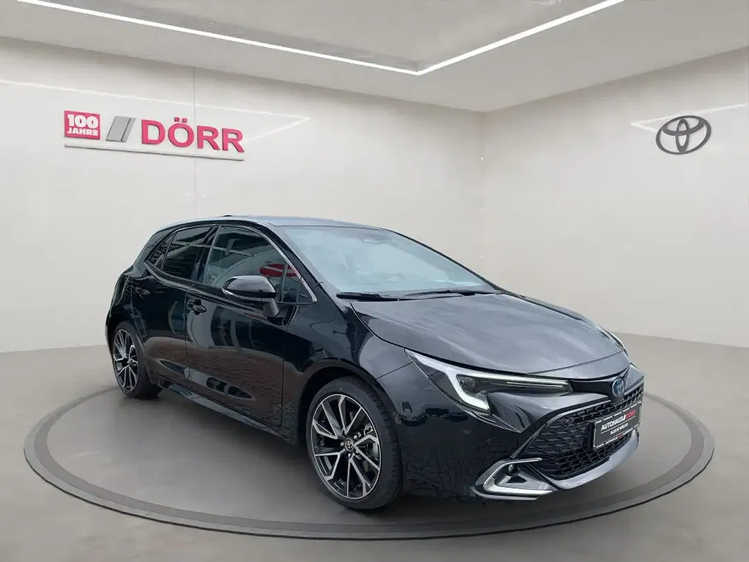 Toyota Corolla - Thumbnail 7