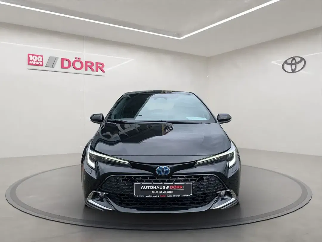 Toyota Corolla - Thumbnail 8