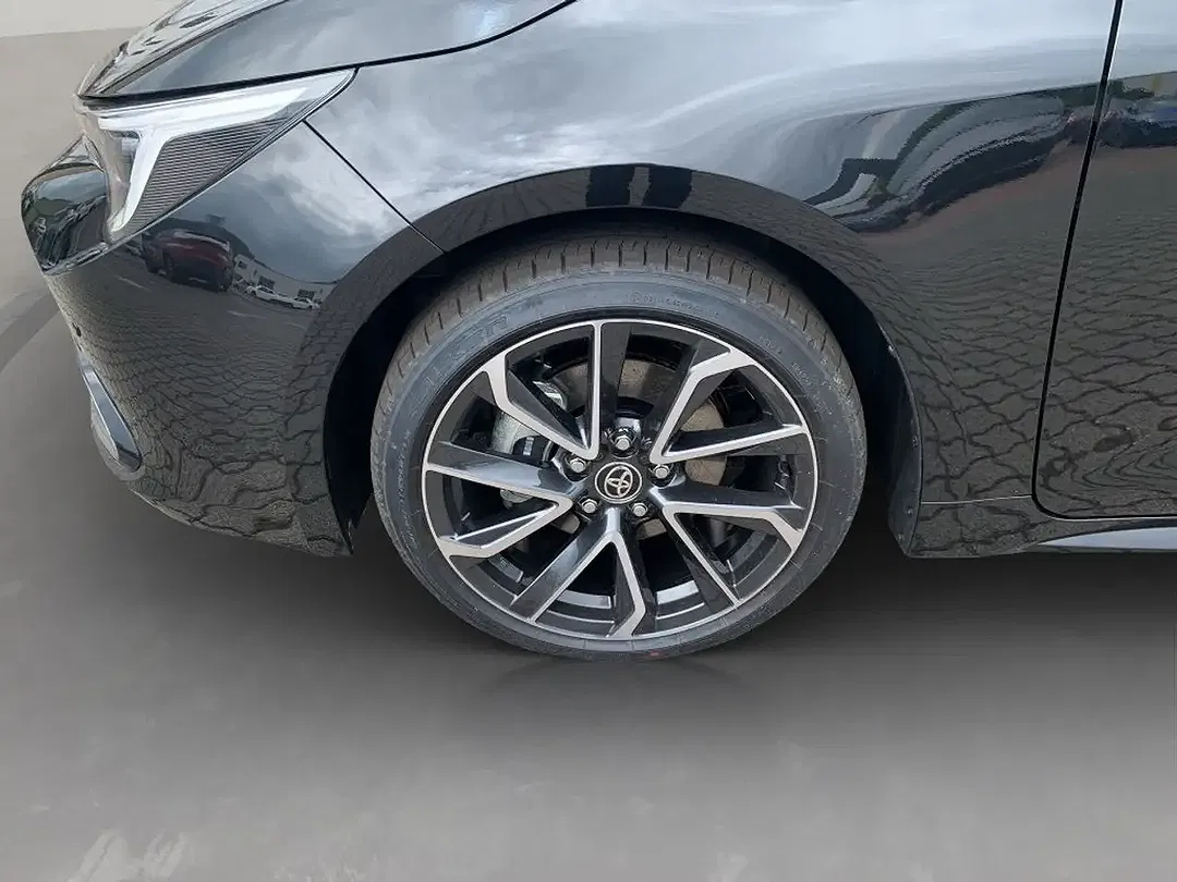Toyota Corolla - Thumbnail 9