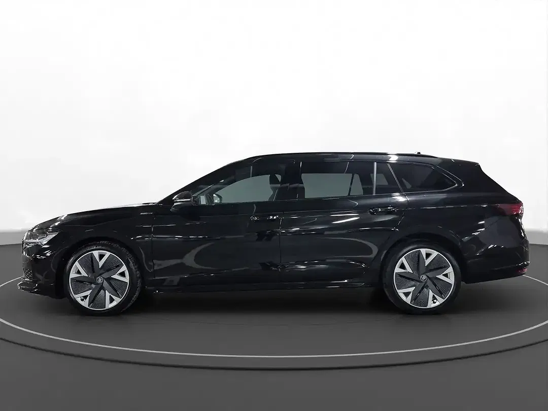 Skoda Superb - Thumbnail 5