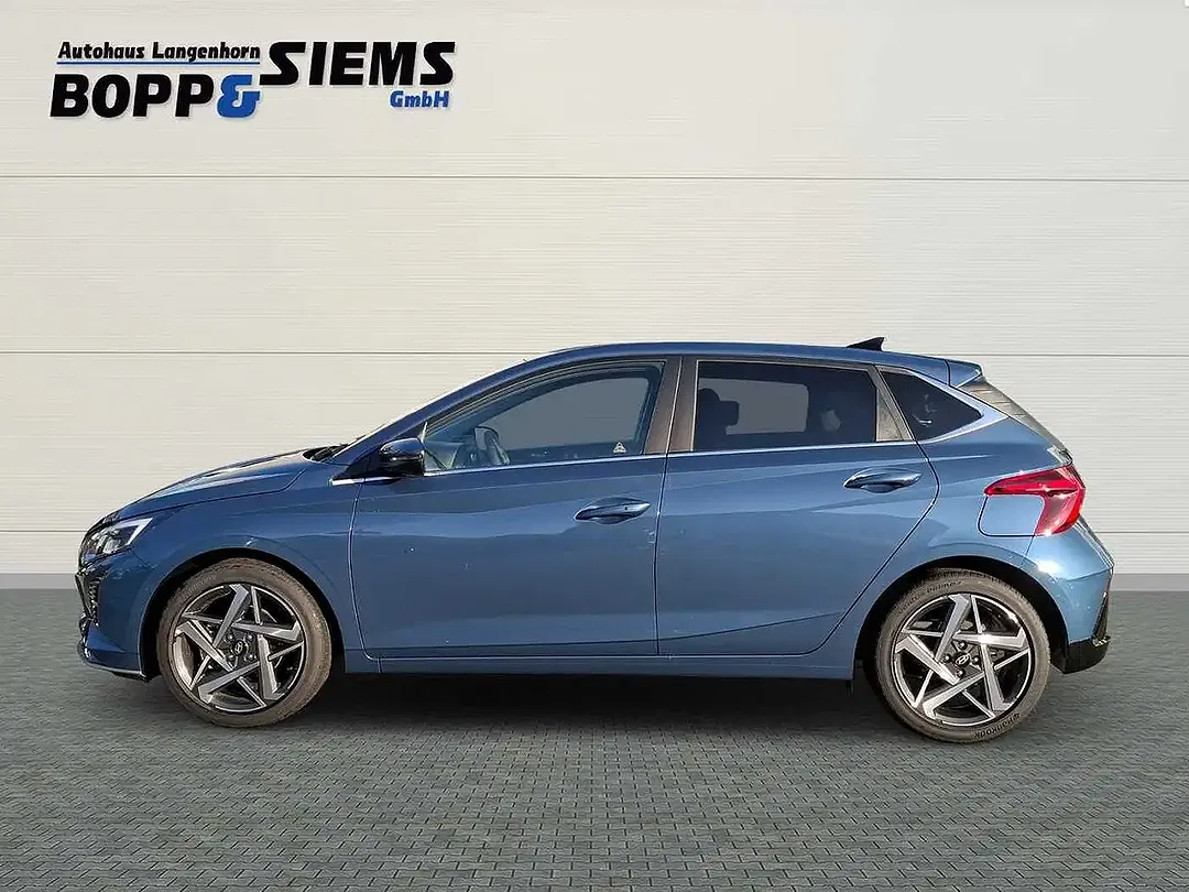 Hyundai i20 - Thumbnail 2