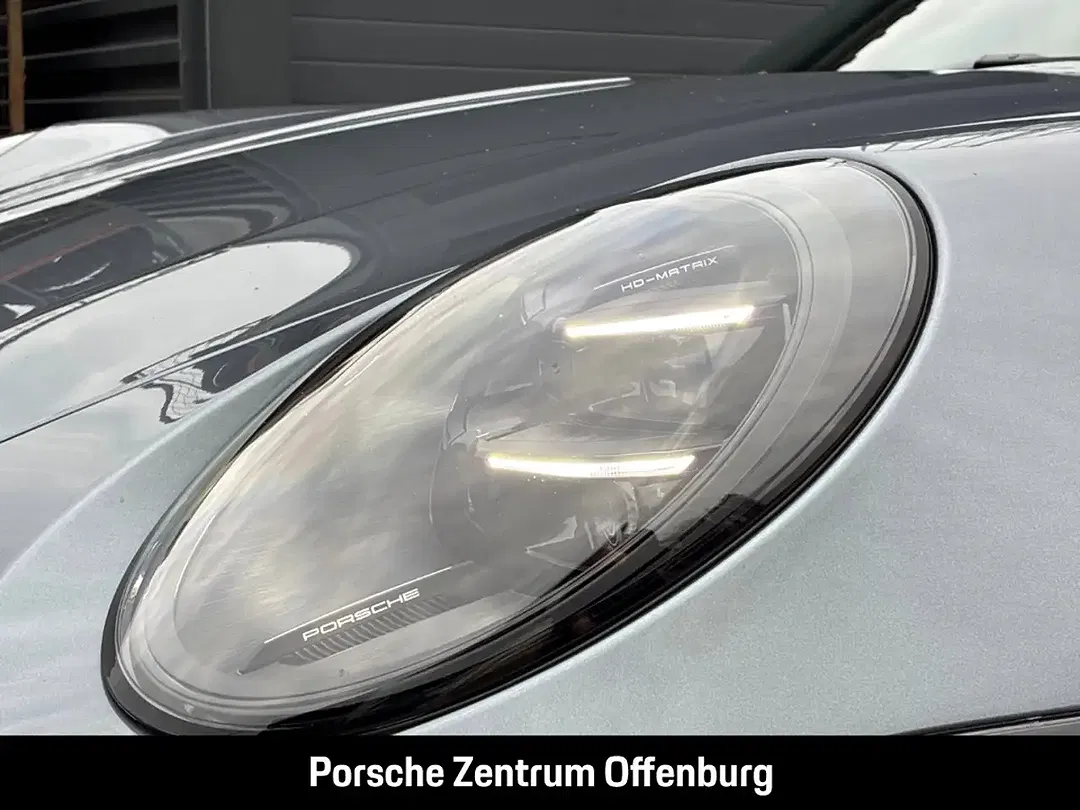Porsche 992 - Thumbnail 10