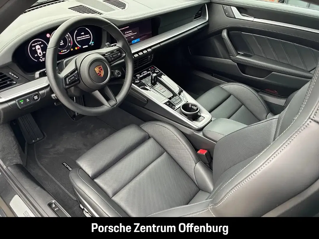 Porsche 992 - Thumbnail 4