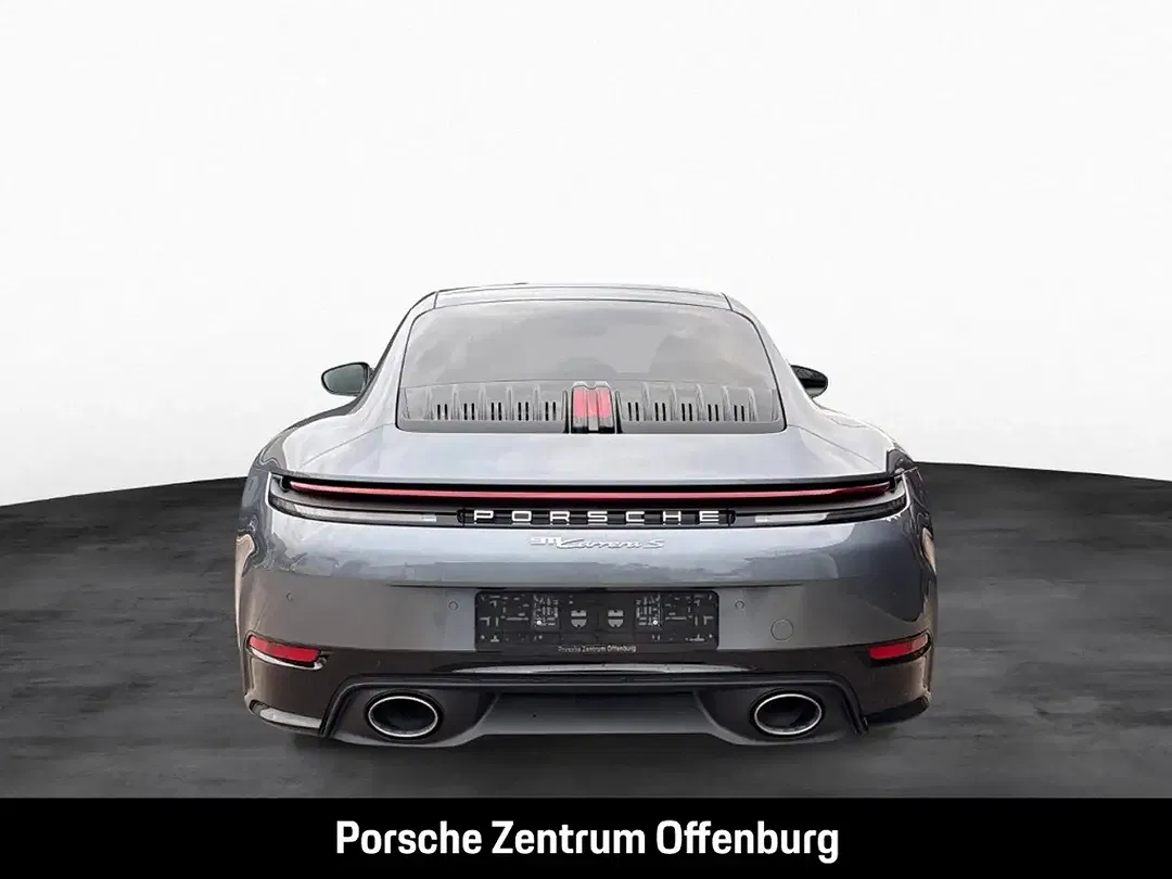 Porsche 992 - Thumbnail 6