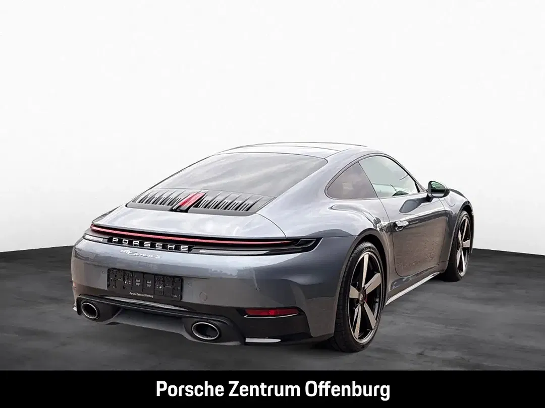 Porsche 992 - Thumbnail 7