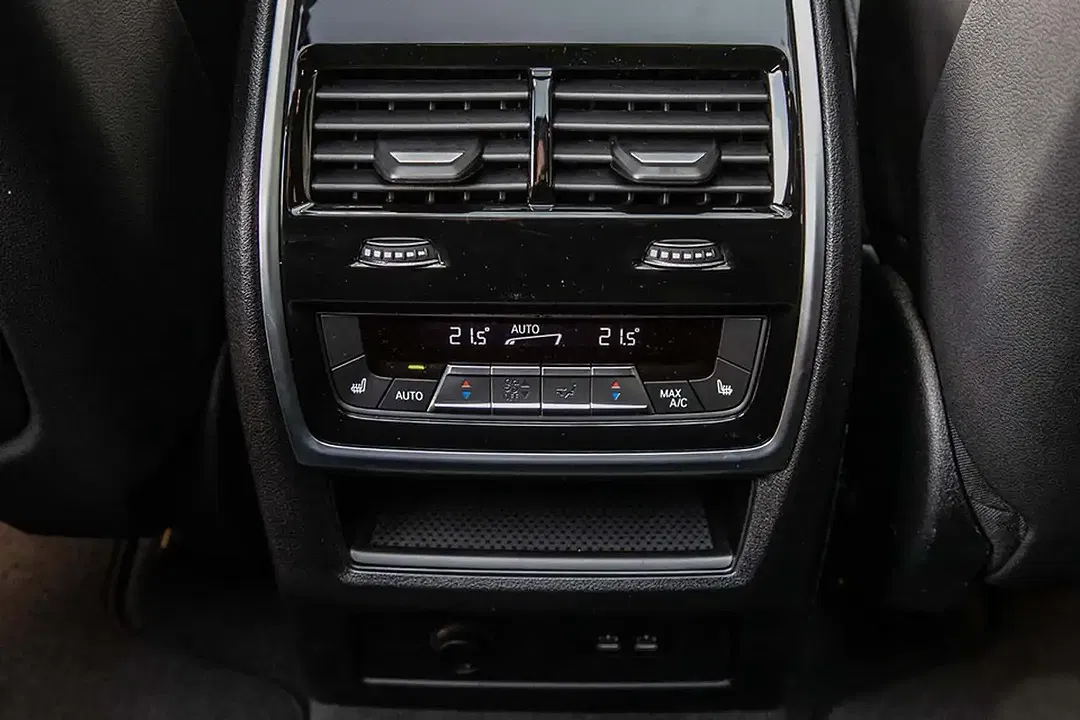 BMW X5 - Thumbnail 12