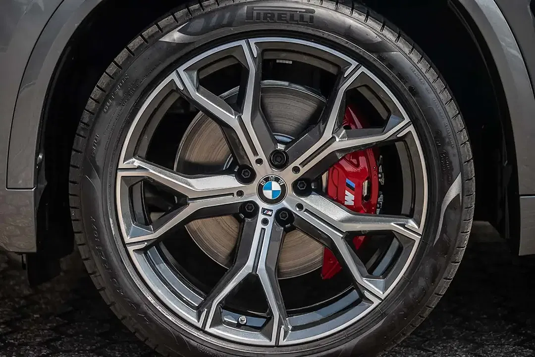 BMW X5 - Thumbnail 4