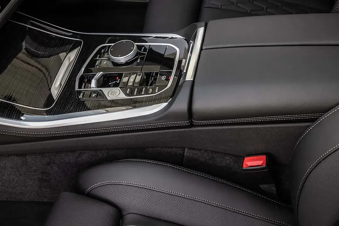 BMW X5 - Thumbnail 8