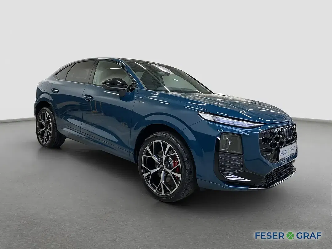 Audi Q3 - Thumbnail 7