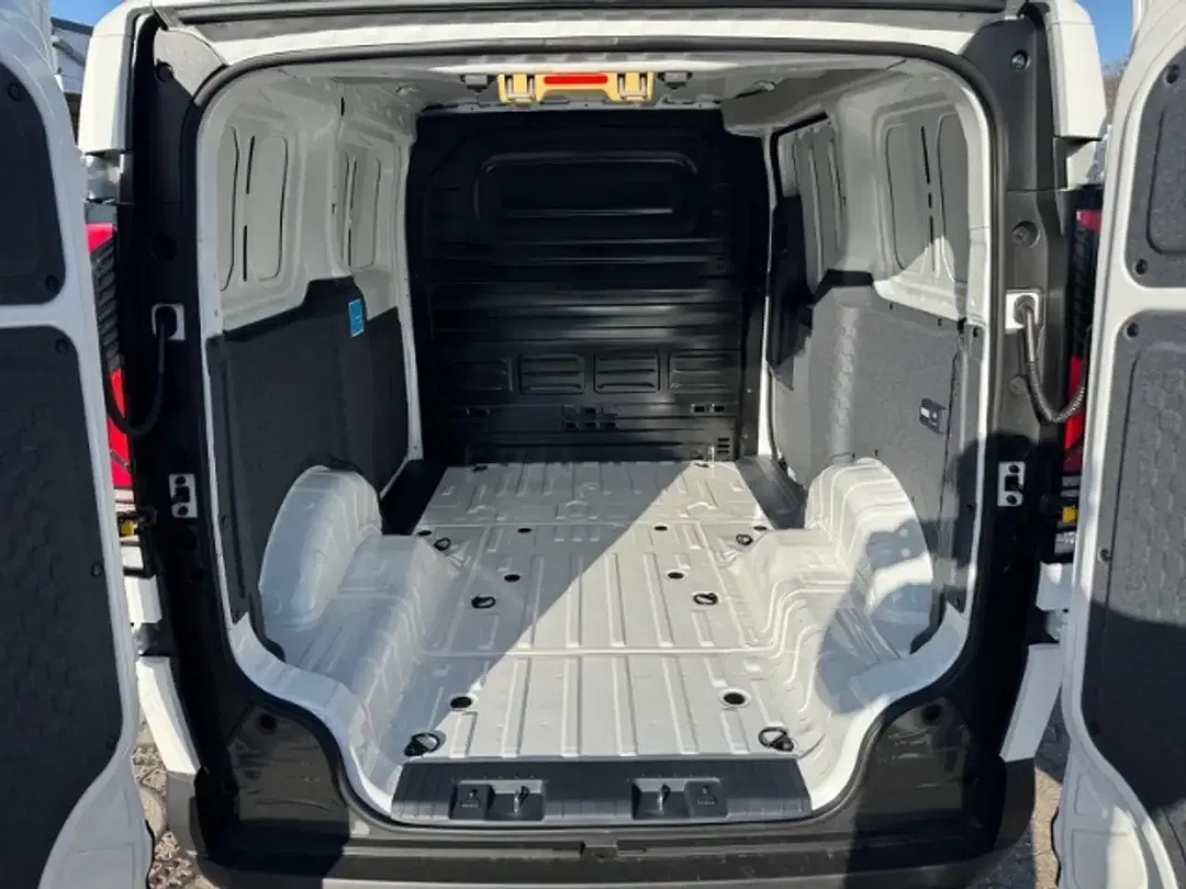 Kia PV5 Cargo - Thumbnail 10