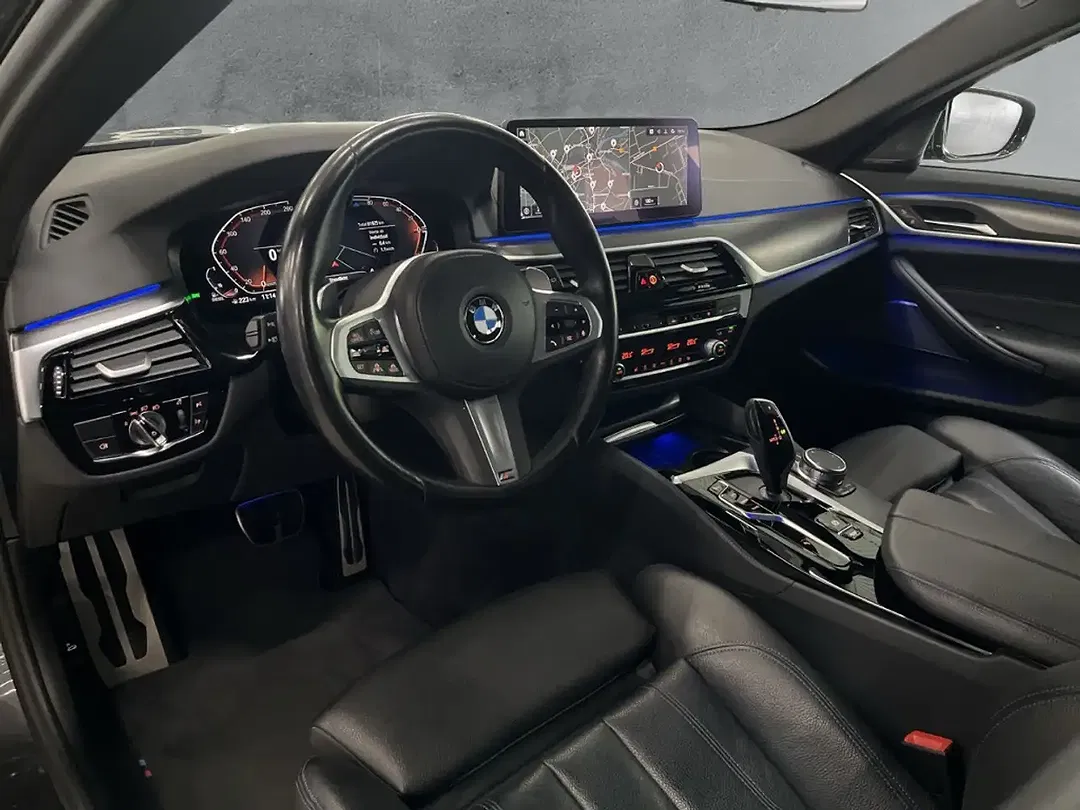 BMW 520 - Thumbnail 9
