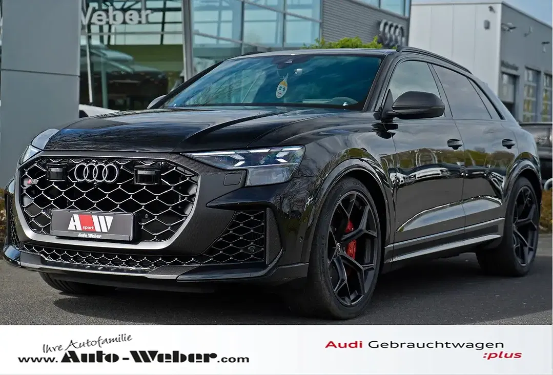 Audi RS Q8 - Thumbnail 1