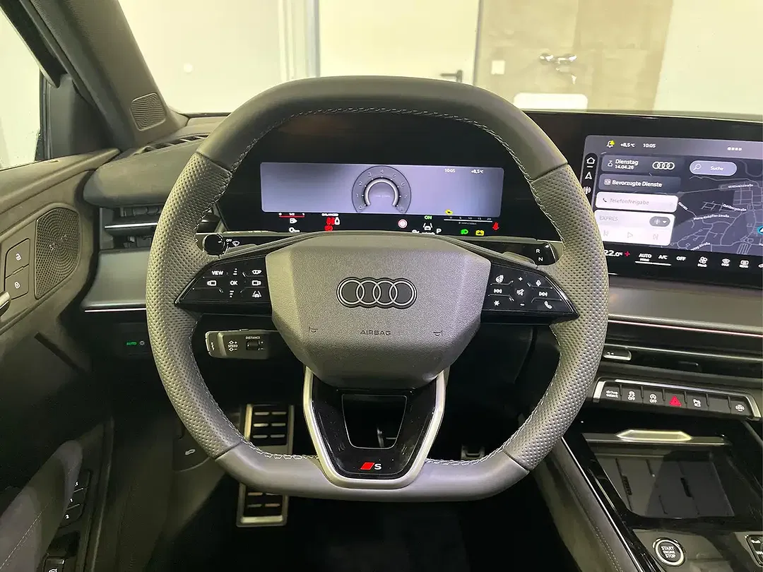 Audi Q3 - Thumbnail 8