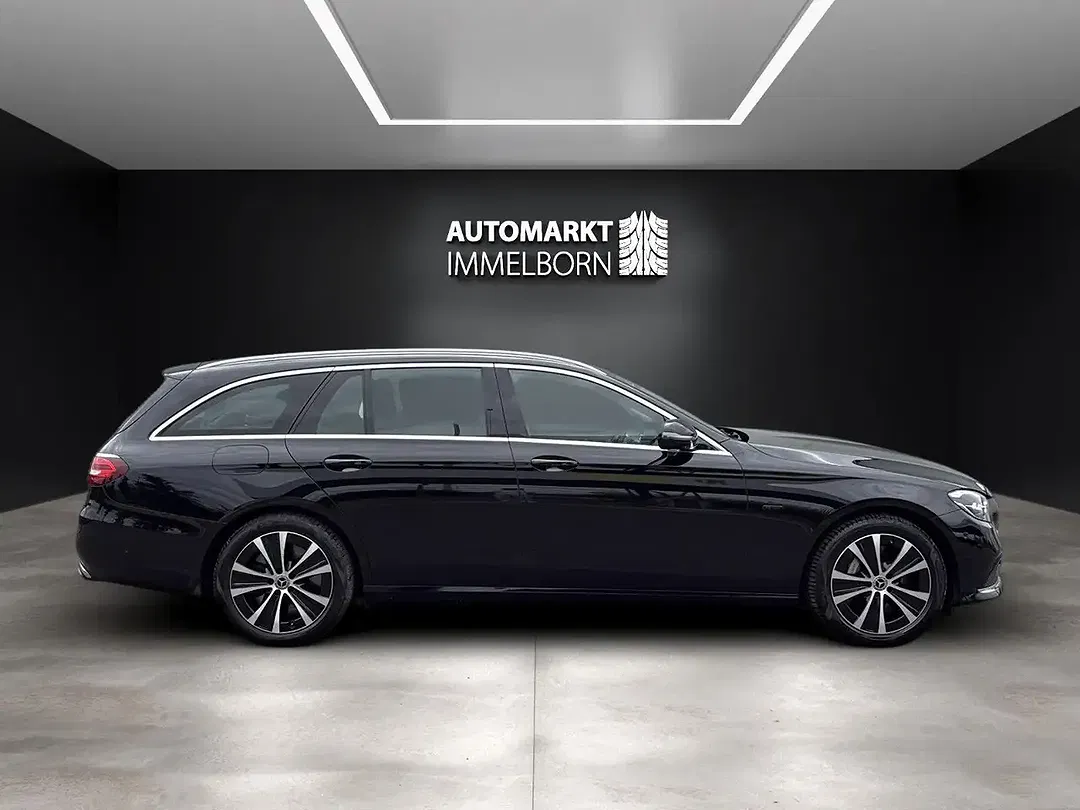 Mercedes-Benz E 300 - Thumbnail 7