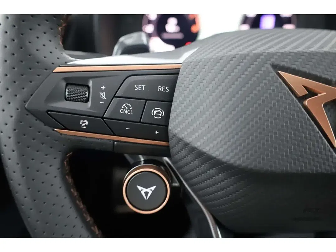 CUPRA Leon - Thumbnail 13