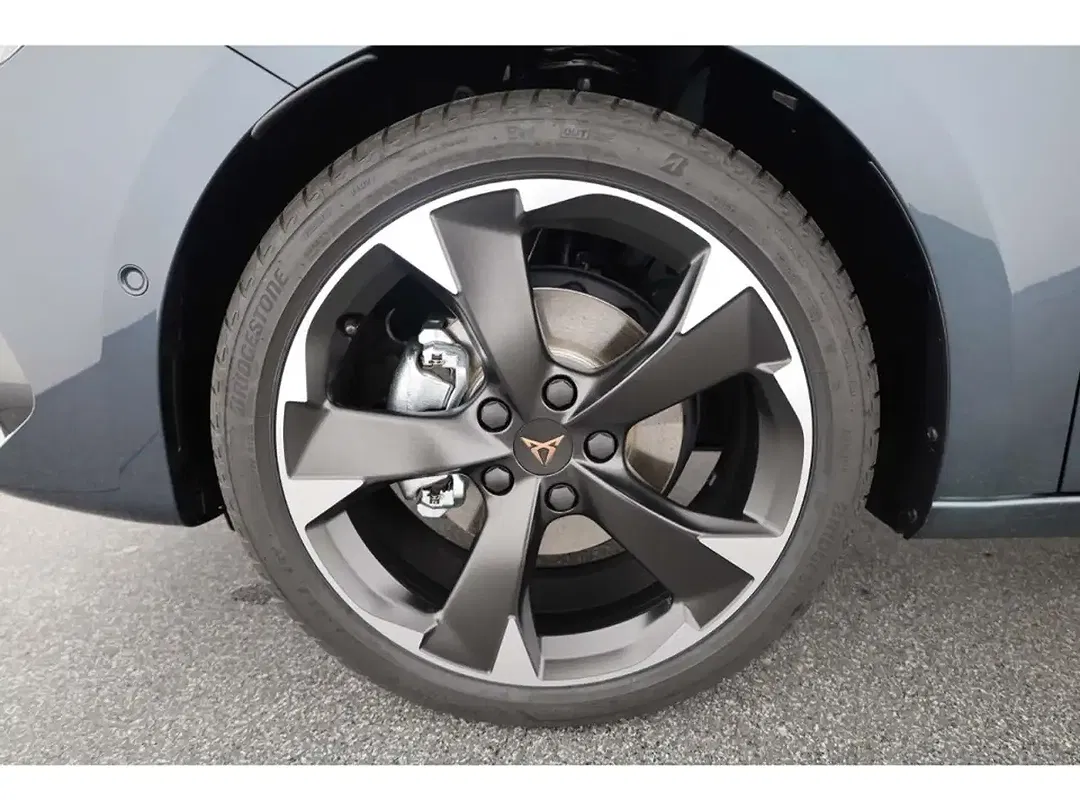 CUPRA Leon - Thumbnail 7