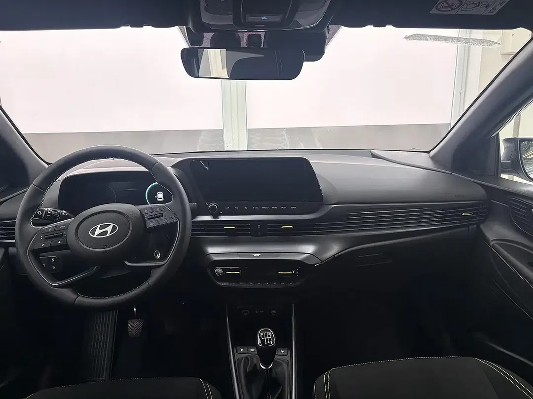 Hyundai i20 - Thumbnail 9