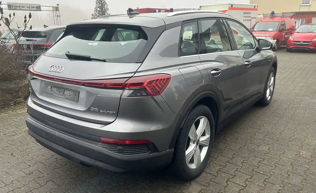 Audi e-tron - Thumbnail 4