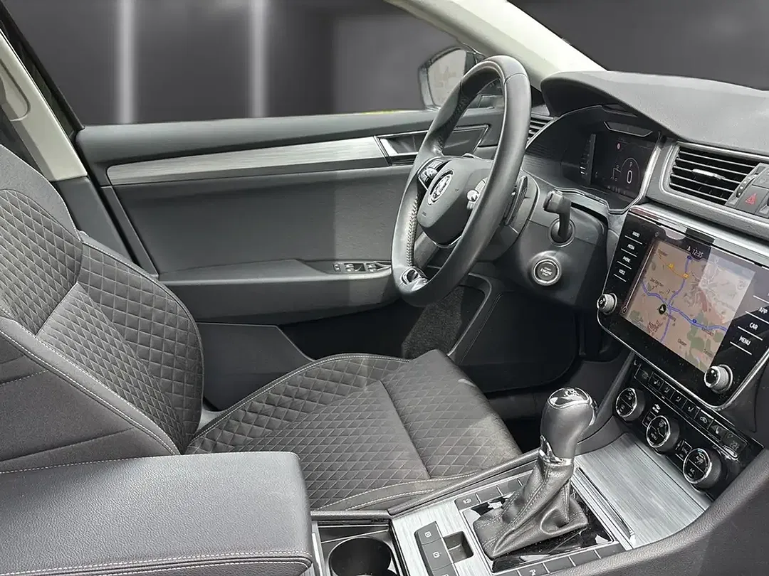 Skoda Superb - Thumbnail 14