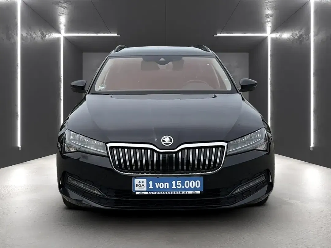 Skoda Superb - Thumbnail 9
