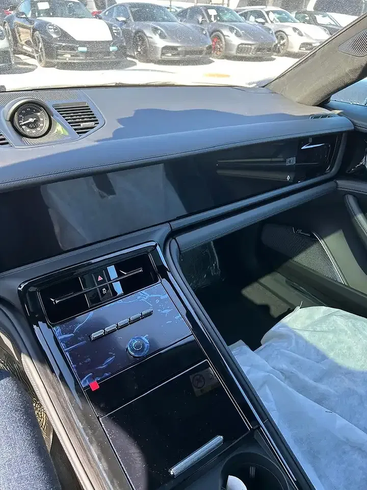 Porsche Panamera - Thumbnail 12